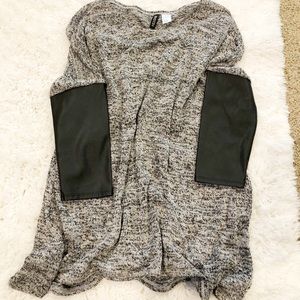 H&M 3/4 Sleeve tunic with leather detail